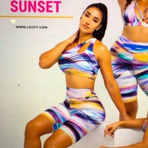 Lici fit electric sunset set